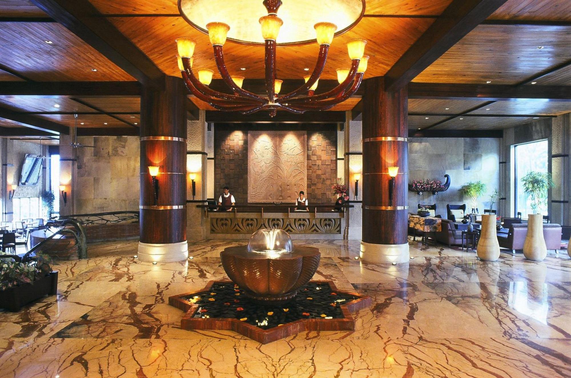 Fariyas Resort Lonavala İç mekan fotoğraf